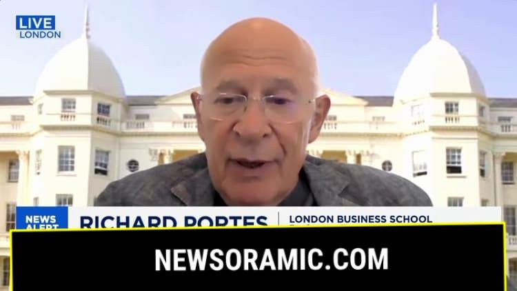 Trump-Putin talks 'already a win' for Russia, but its economy is weak, economist says