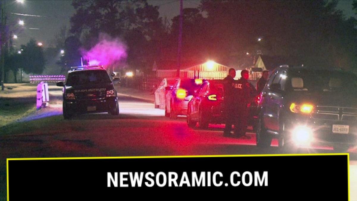 Houston police responding to scene with cars