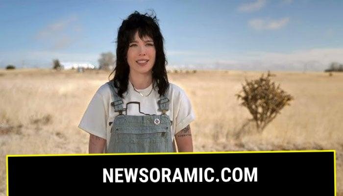 Halsey urges fans to watch Americana