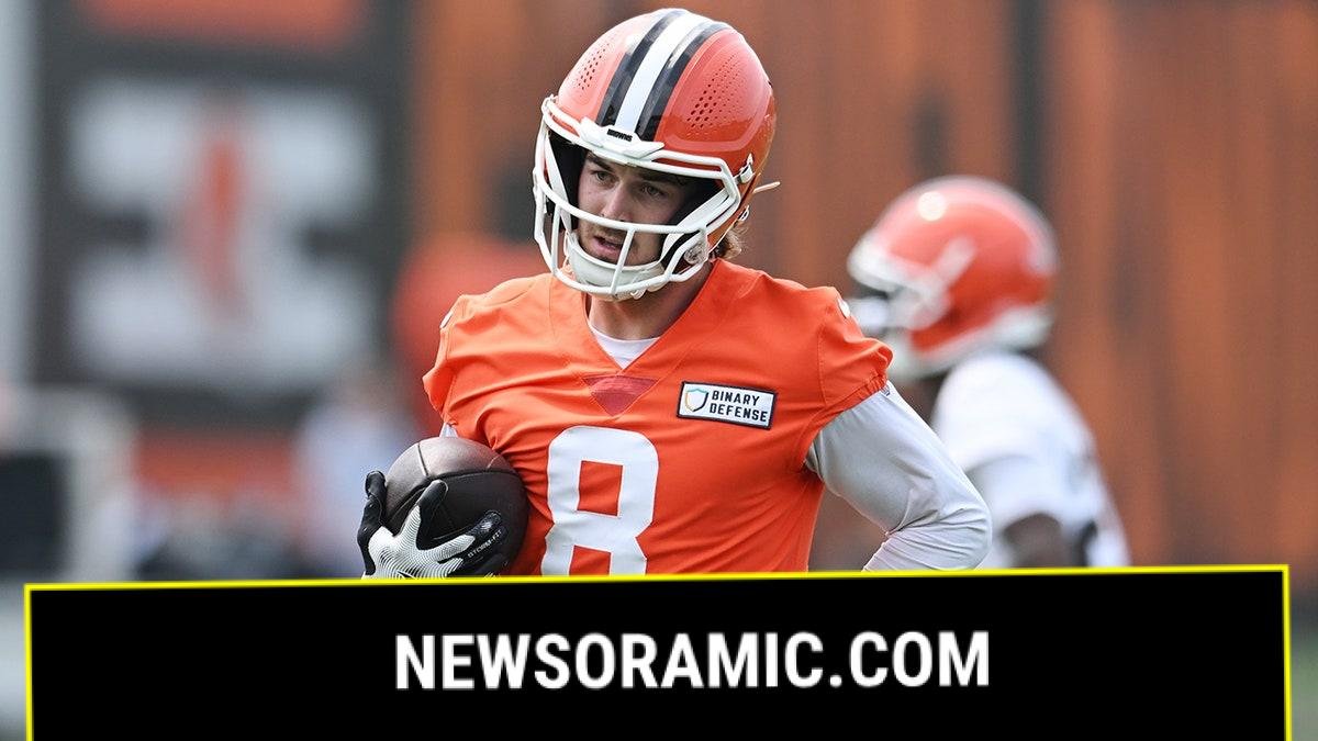 Kenny Pickett at Browns camp