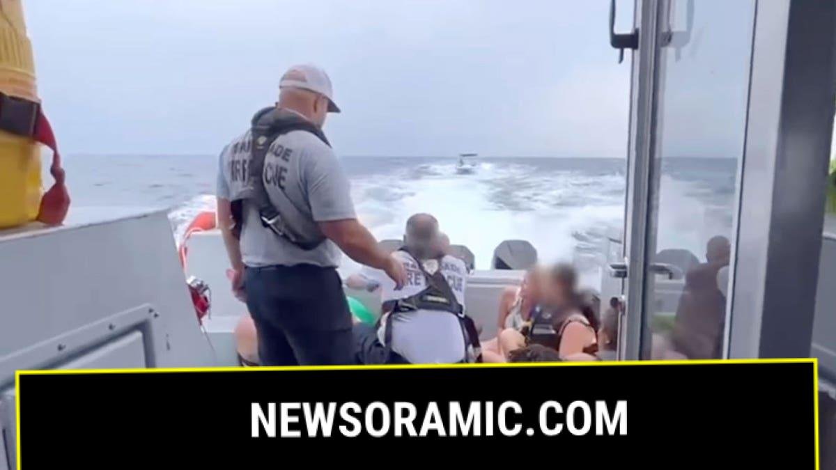 miami florida boat sinking rescue