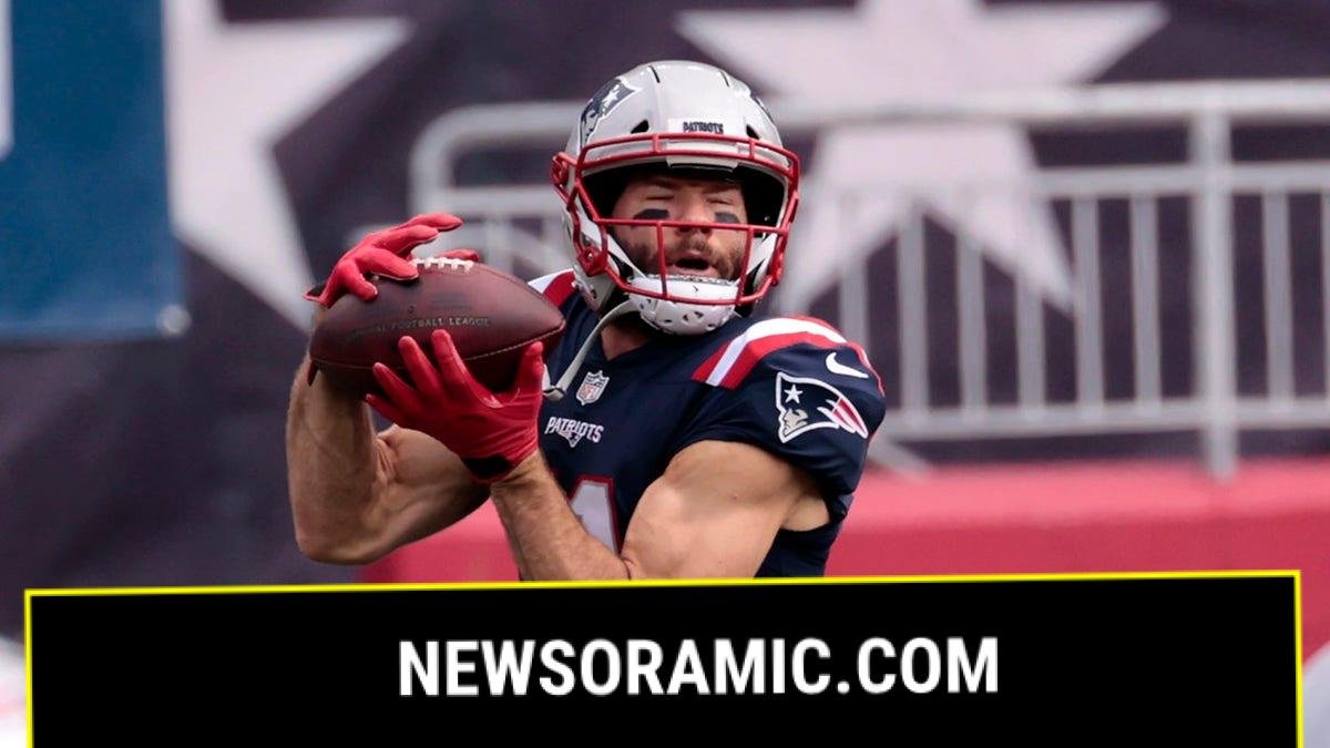 Wide receiver Julian Edelman against the Raiders