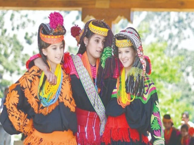 kalash community photo file