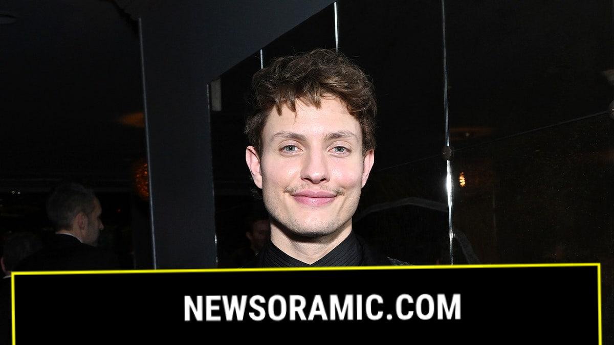 E.l.f. brand apologizes for using comic in recent ad