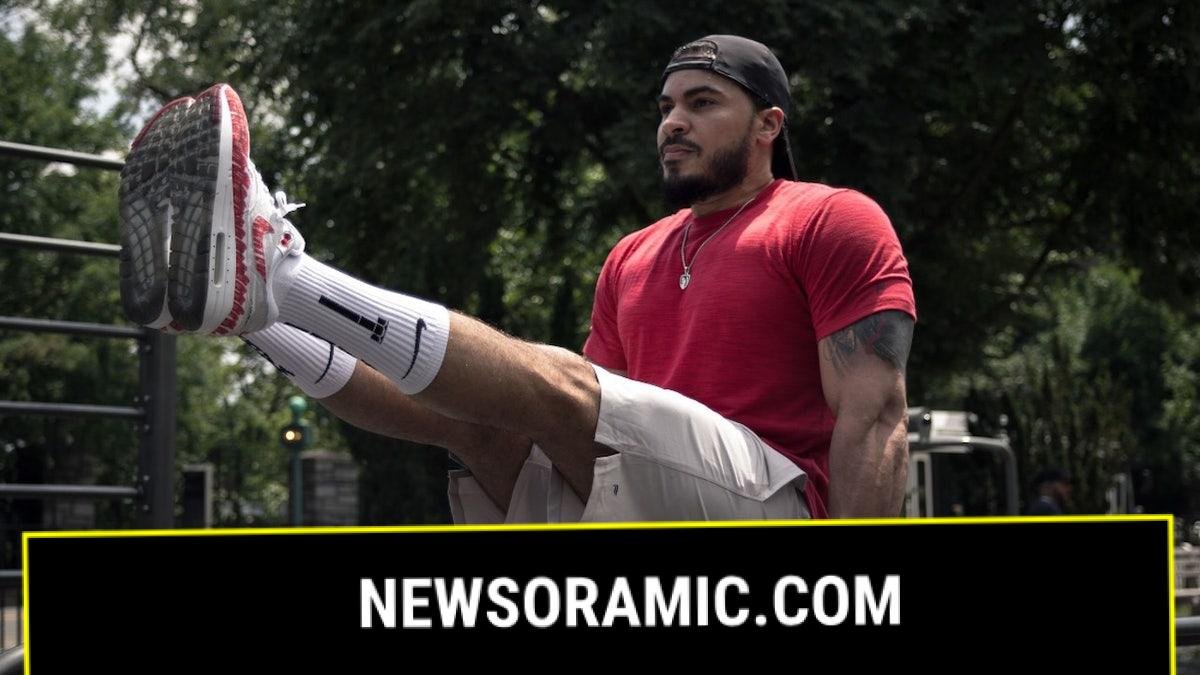 Marfred Suazo on bars