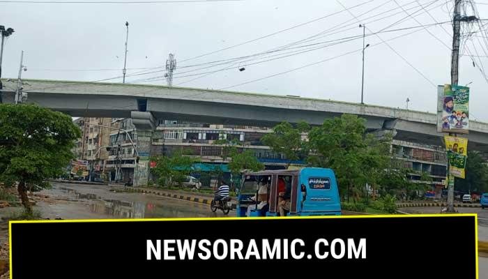 Vehicles pictured at Karachis Guru Mandir after early morning showers on September 10, 2025. — Geo.tv