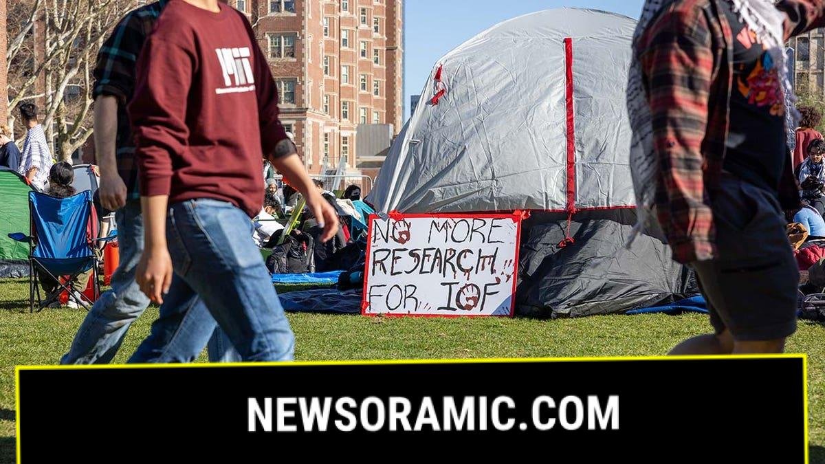 Massachusetts college students anti-Israel protest
