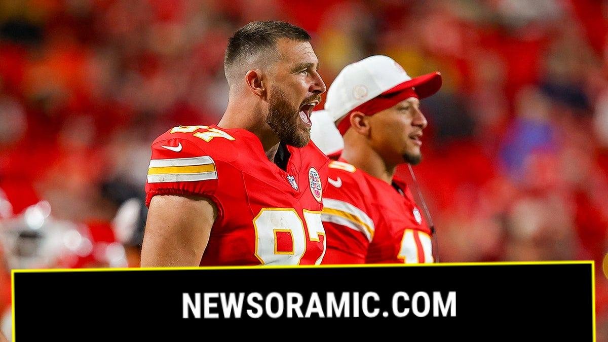 Travis Kelce and Patrick Mahomes watch game