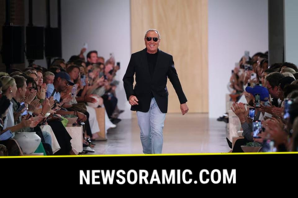 Michael Kors brings neutral colours to New York Fashion Week | The Express Tribune